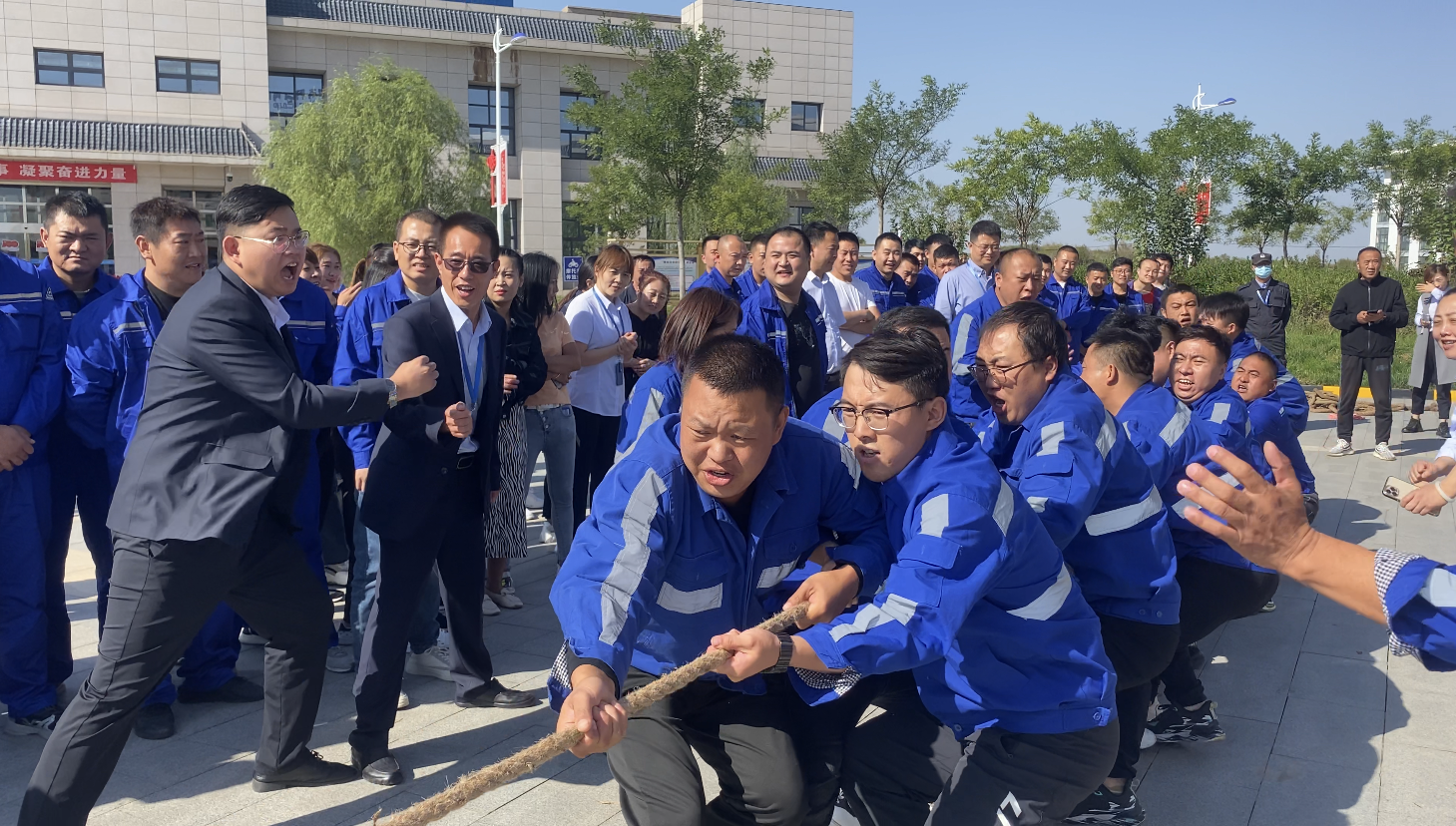 1632269572624460.png 拔河1.jpg