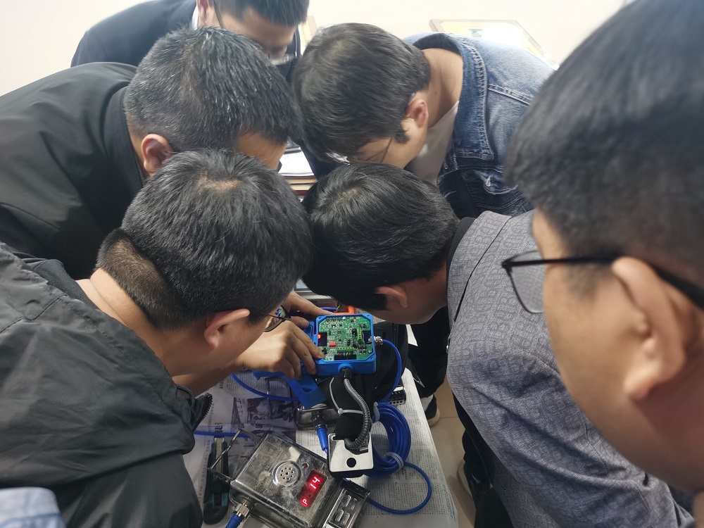 1671842018956984.jpeg 现场实操讲授 孙磊.jpg